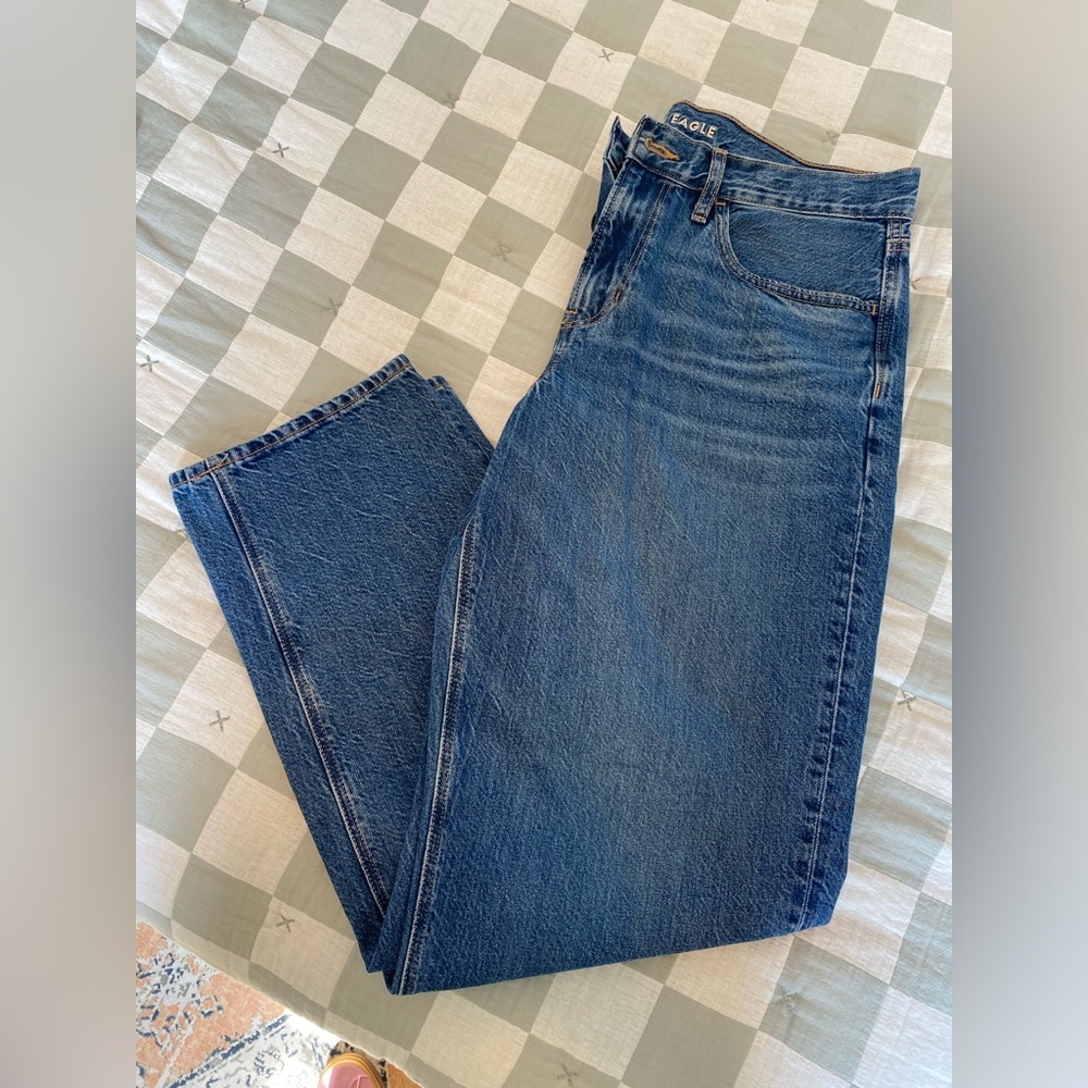 American Eagle 90’s Straight Jeans